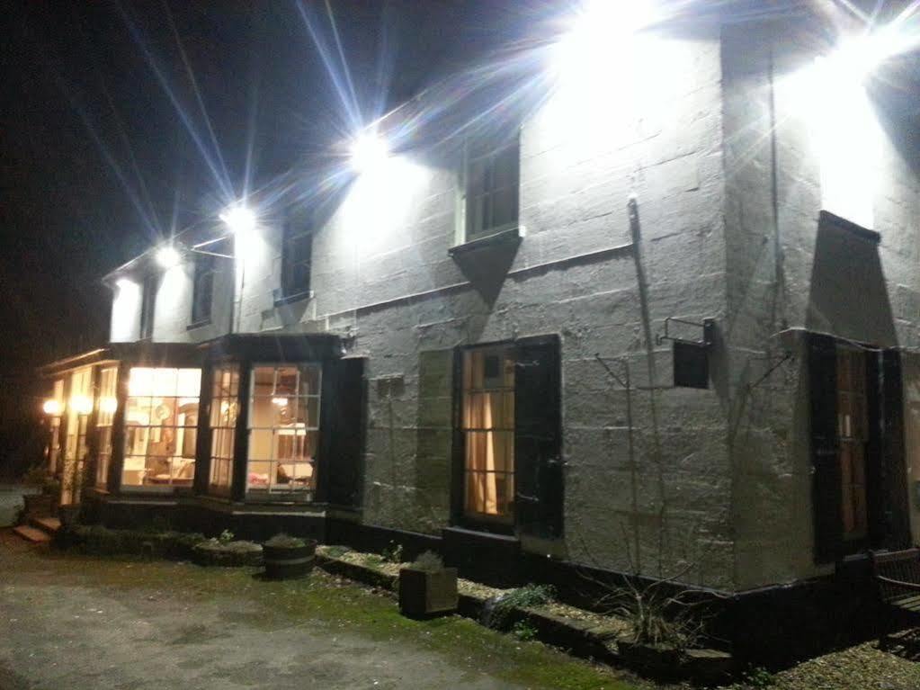 Bed and Breakfast The Penruddocke Arms Dinton  Exteriér fotografie